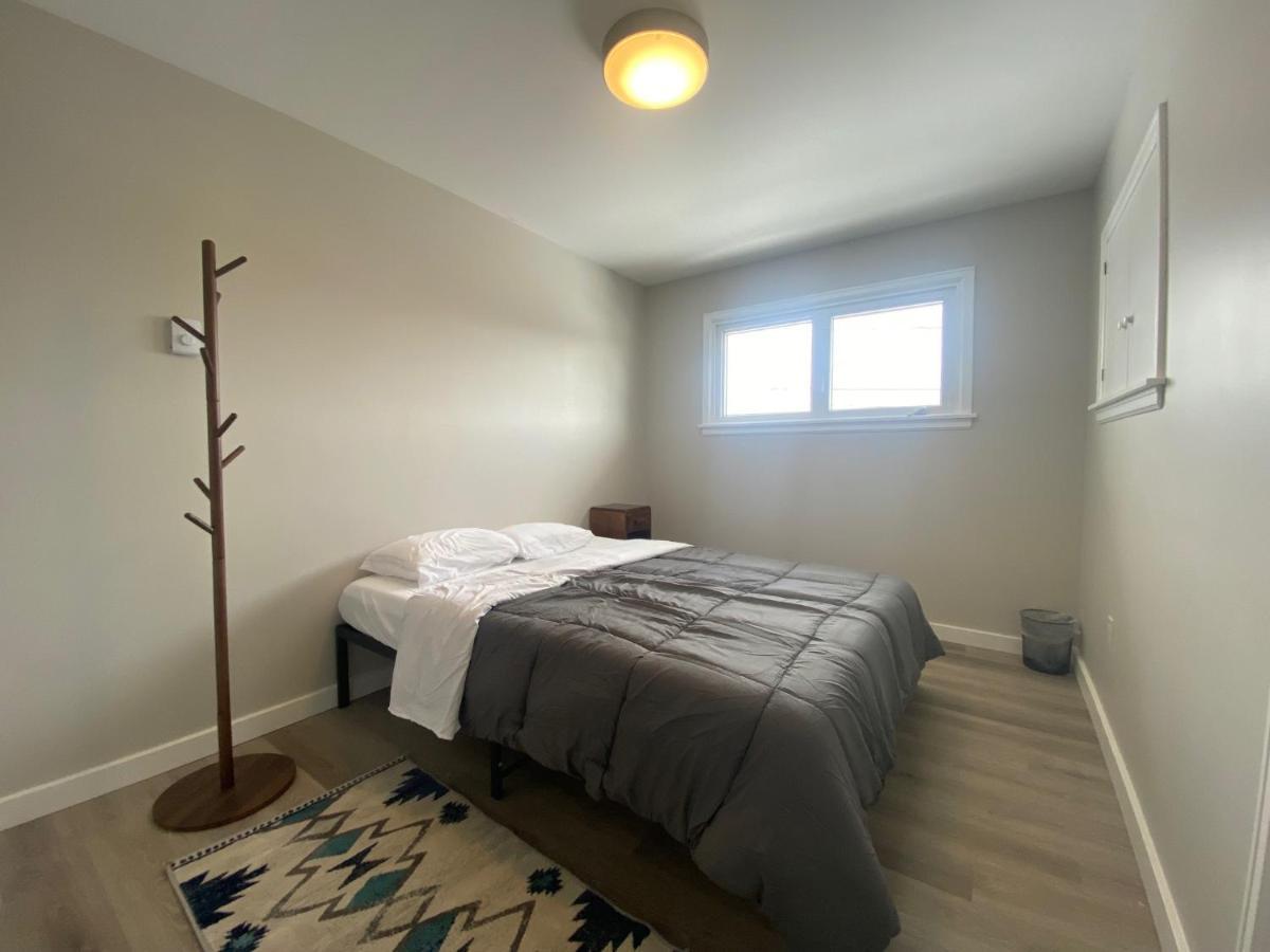 מונקטון Private Room Lakeview House- Westmount מראה חיצוני תמונה